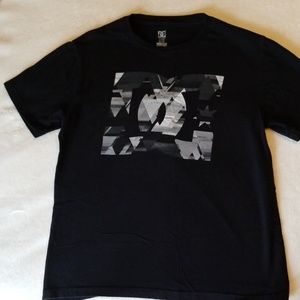 Boys black DC shirt